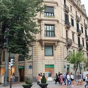 Gran Via & Parking Gratis By Aloha Bilbao