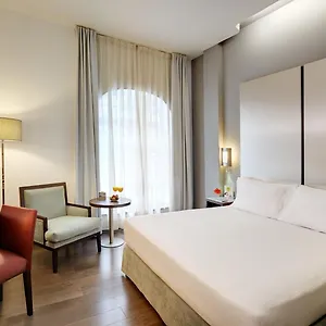 4* ホテル セルコテル コリセオ